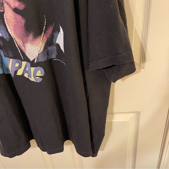 Black Graphic T-Shirt with Tupac Design - Picture 2 of 5